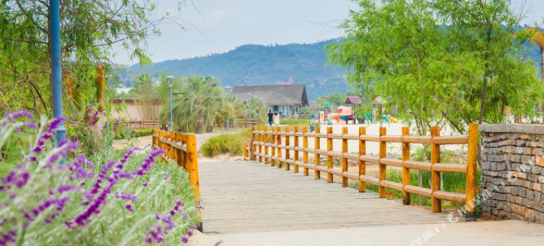 抚仙湖牵尘度假酒店图片