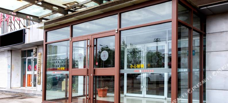 OYO滨州北园宾馆图片