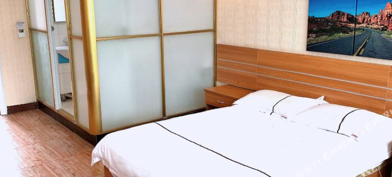 当雄圣湖假日酒店图片