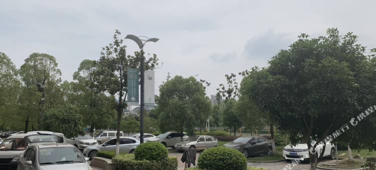 荣盛精品酒店(武汉轻工大学金银湖校区店)图片