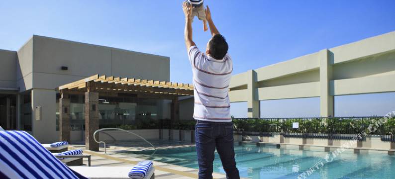 马卡蒂套房假日酒店 (新装修的)(Holiday Inn & Suites MAKATI by IHG)图片