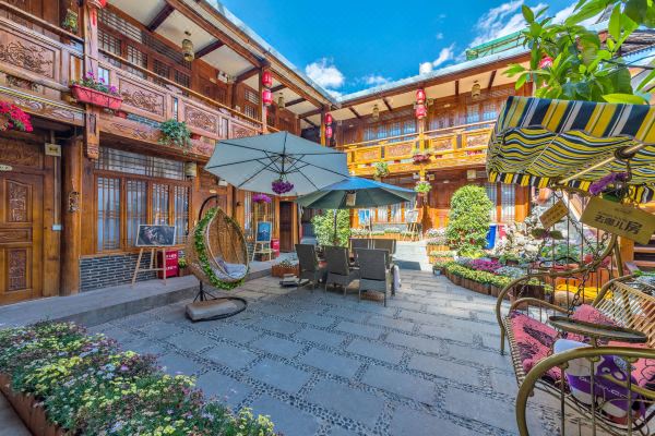 查看更多丽江古城区金甲村50号-1, 中国显示地图携程酒店丽江酒店两米