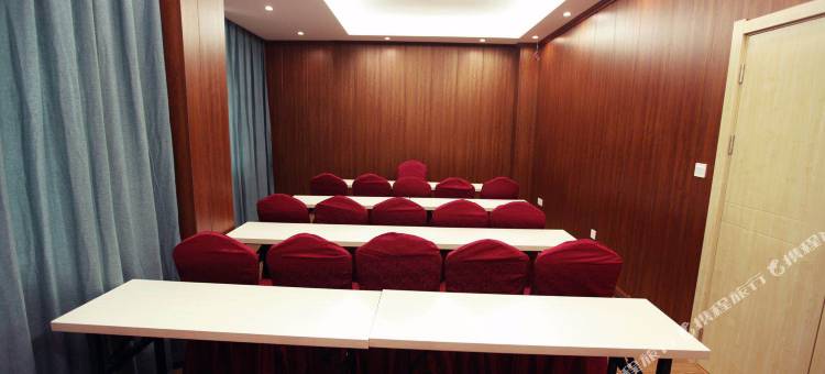 柏豪酒店(桔山广场梦乐城店)图片