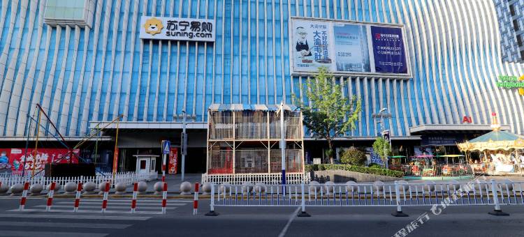 平行世界海景酒店(烟台南大街万达公寓店)图片