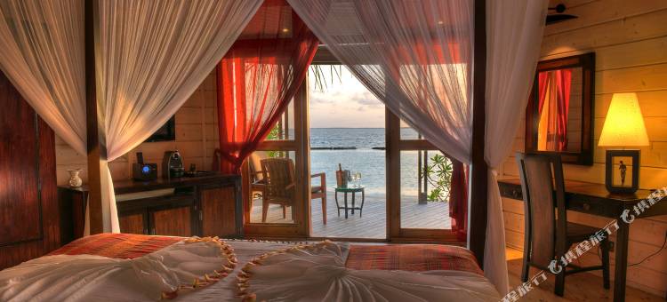 卡曼都岛水疗度假村(Komandoo Island Resort & Spa)图片