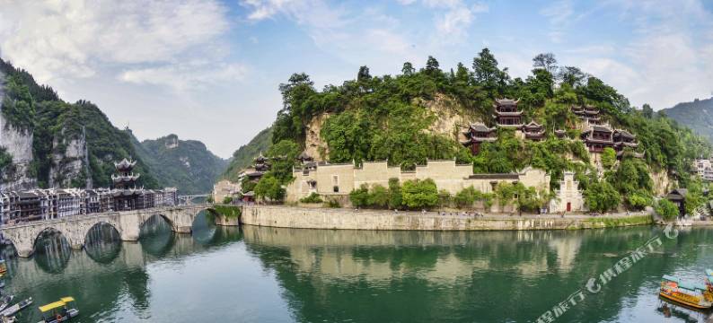 镇远镖局·大河关驿栈图片