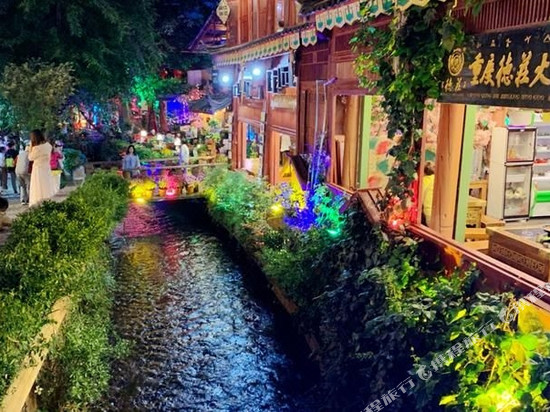 Lijiang Ancient City Ayutaya Hostels Book Directions - 