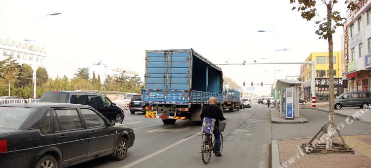 OYO烟台红日时尚宾馆图片