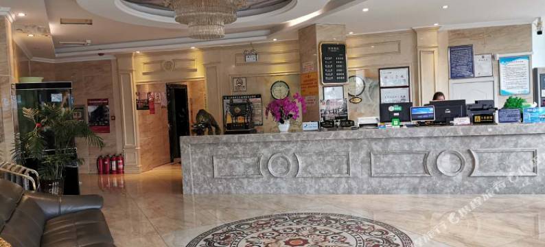 西宁万伦酒店(青海国际会展中心店)图片