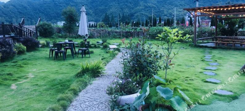 宁国洪府花园民宿(皖南川藏线储家滩店)图片