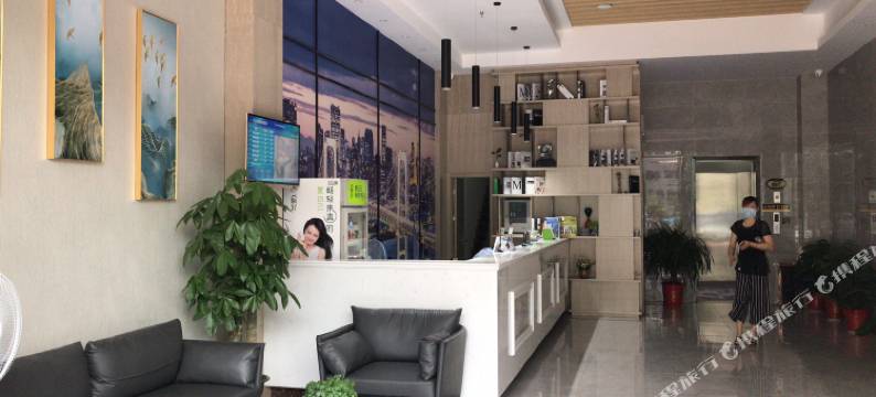 武汉洲豪酒店(凯撒国际KTV阳逻开发区地铁站店)图片