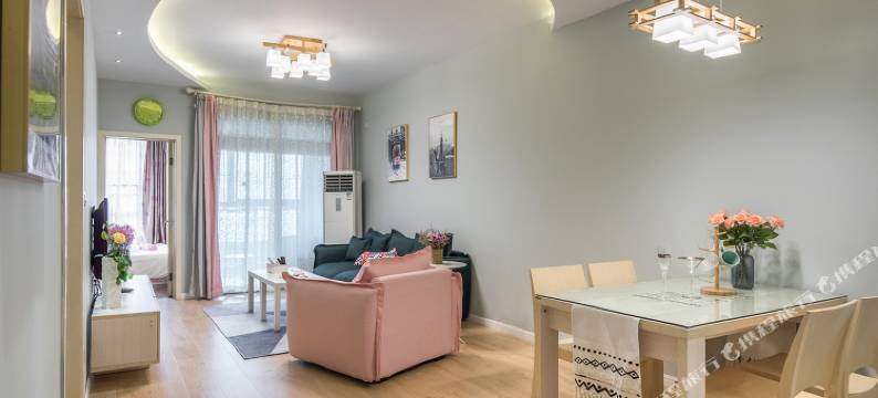 重庆山南小姑娘公寓图片