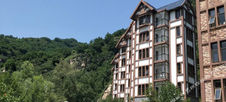 尚品公寓(平山龙溪谷小区店)图片