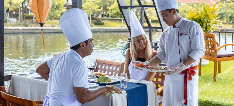 小河滨豪华水疗酒店(Little Riverside Hoi An . A Luxury Hotel & Spa)图片