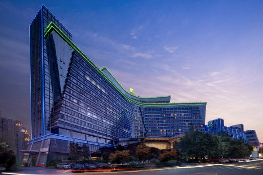 成都世纪城假日酒店西楼