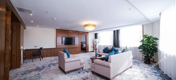 春城悦术酒店(维多利万悦城店)图片