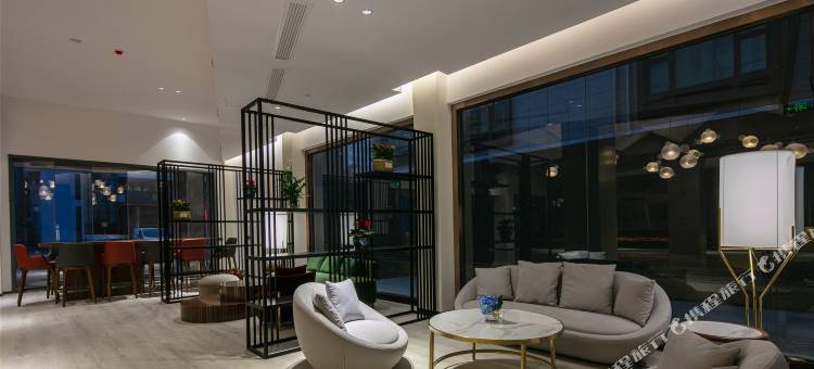 扬州瘦西湖文昌阁华美达酒店图片