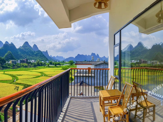 阳朔遇迟舍民宿( 遇龙河竹筏漂流金龙桥码头店)