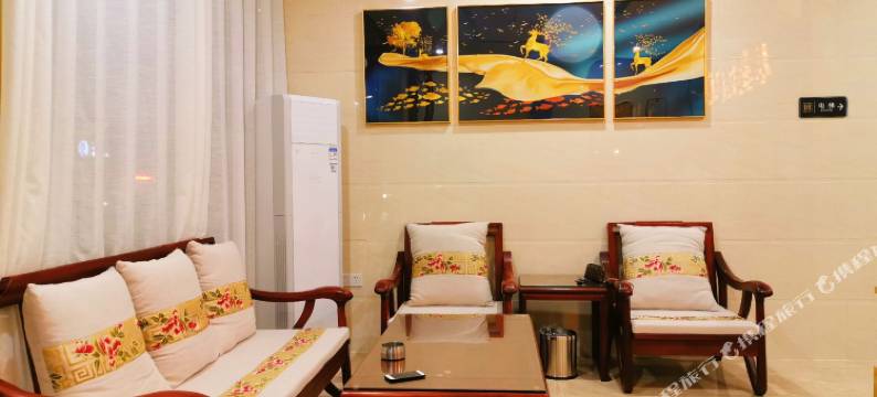 昭平居安酒店图片