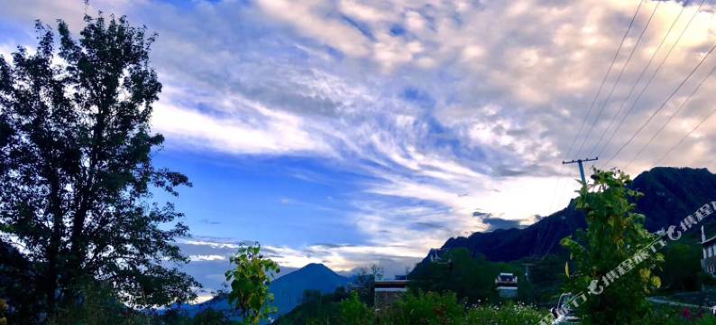 丹巴卡帕玛庄园图片