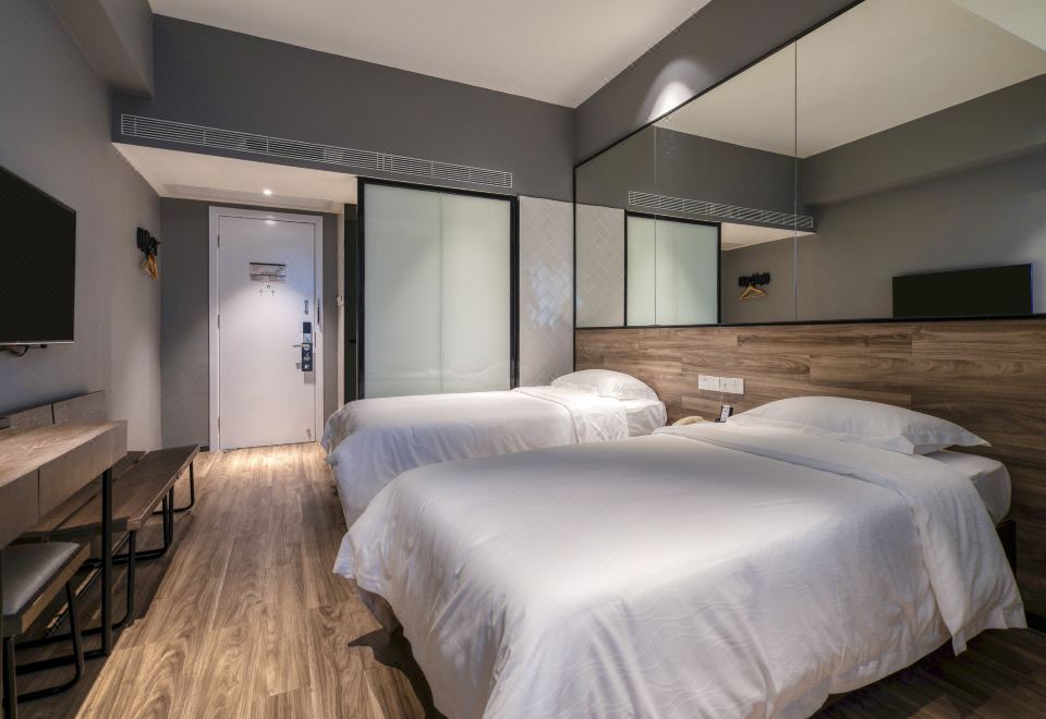 City Inn (Shenzhen Splendid China)Hotel Overview