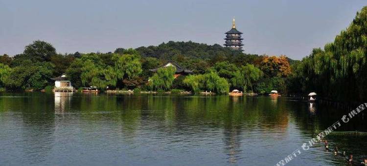 如家酒店·NEO(杭州西湖湖滨延安路步行街in77店)图片