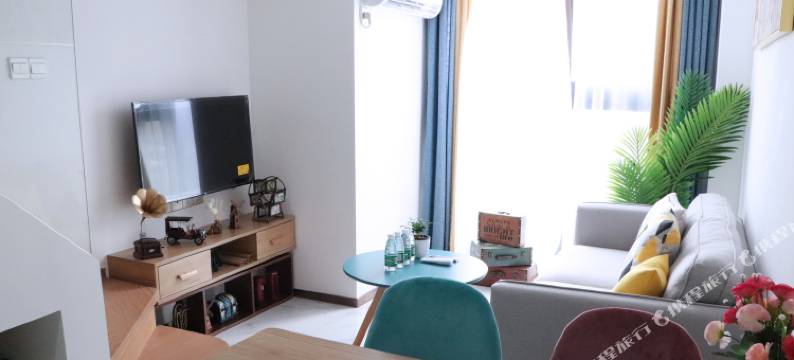 情怀公寓516(马蹄山三区三巷分店)图片