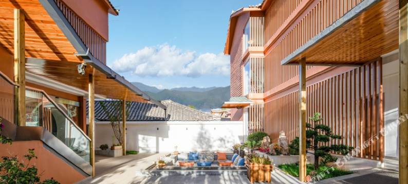 泸沽湖洛隐人文酒店图片