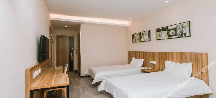 驿家365连锁酒店(天津西青开发区梅江会展中心店)图片