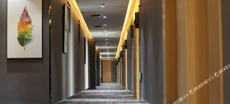 尚客优精选酒店(石家庄藁城高铁站店)图片