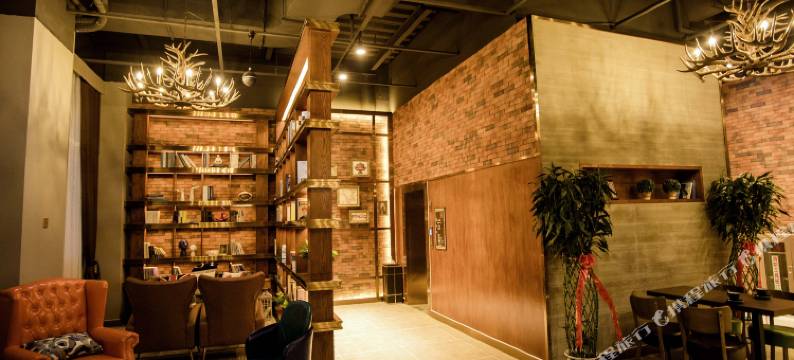 喆啡酒店(信阳市政府火车站店)图片