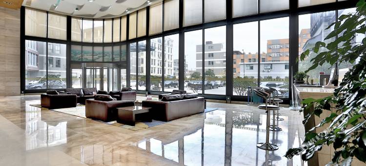 溪杏苑国际大酒店(杭州西溪湿地留下地铁站店)图片