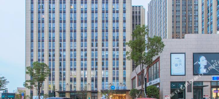 汉庭酒店(武汉软件新城花山新城地铁站店)图片