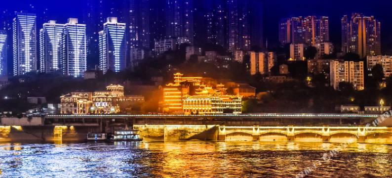 凯悦主题酒店(梁平名豪广场店)图片