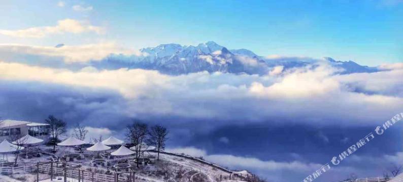 理县浮云牧场别墅图片