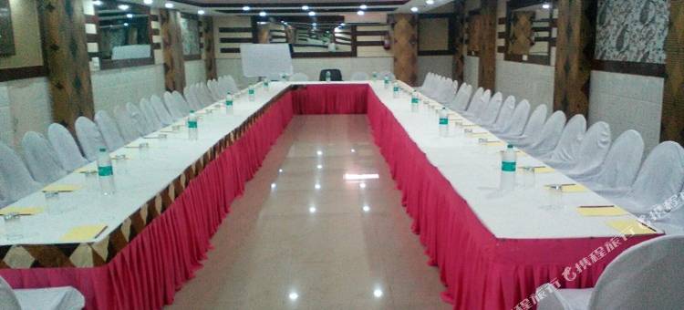 绿色风景宫殿酒店(Treebo Green View, Noida)图片