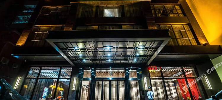 罗定斯顿四季酒店图片