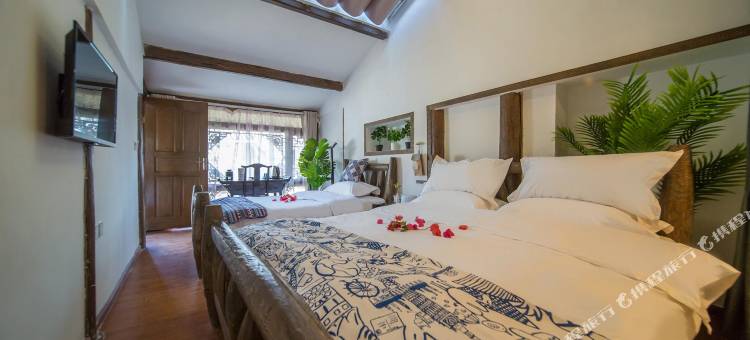 丽江古城自然醒客栈(忠义市场店)图片