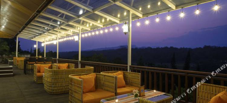 玛格朗普瑞阿斯里酒店及度假村(Puri Asri Hotel & Resort Magelang)图片