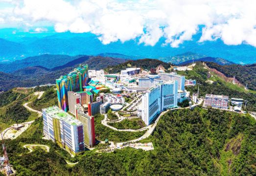 Resorts World Genting - First World Hotel over view