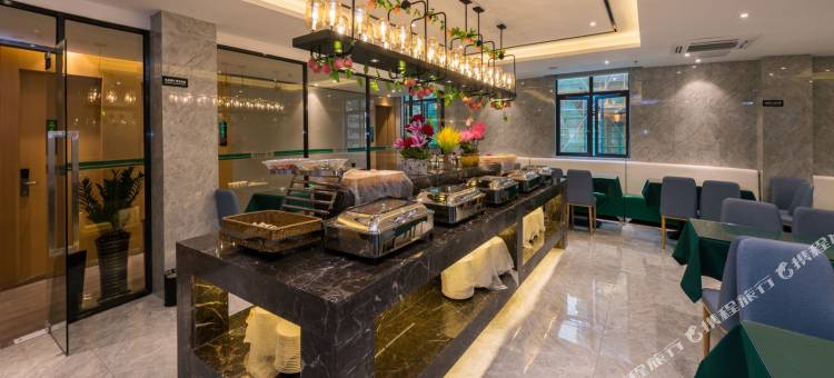 格林豪泰智选酒店(福州三坊七巷南门兜地铁站店)图片
