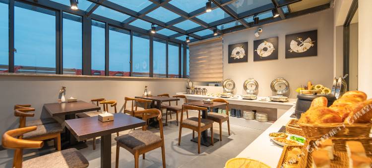 智汇橙酒店(永康万达广场会展中心店)图片