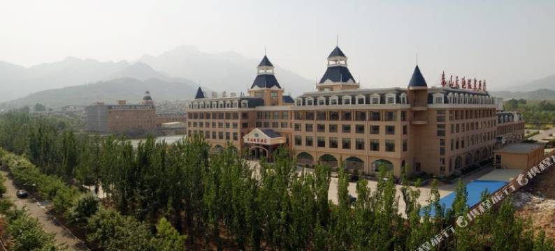泰山天池温泉度假酒店图片