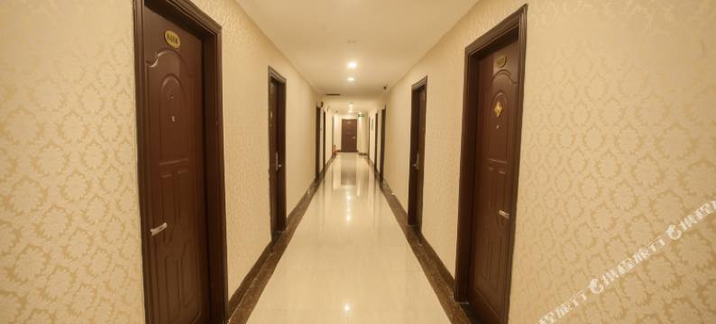 佛山季华绿岛酒店(绿岛广场店)图片