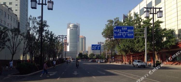睿柏·云酒店(晋中汇通北路店)图片