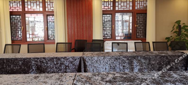 寻甸归厚酒店图片