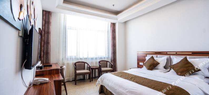 牙克石中冠酒店图片