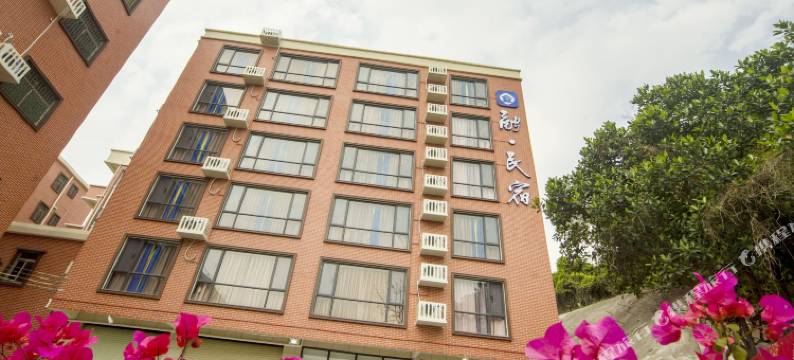 珠海融民宿(横琴口岸店)图片