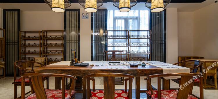 贵阳梦成大酒店(贵黔国际医院总店)图片