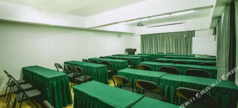 格兰漫旅酒店(南昌红谷滩万达广场店)图片